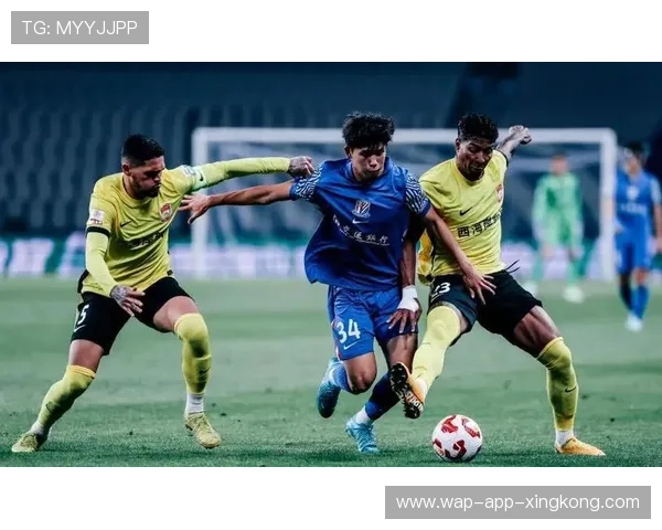 申花锋线乏力成隐患！球迷担忧下赛季