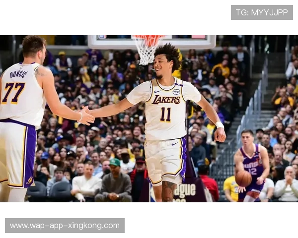 湖人“捡漏”斯马特:31岁防守王者重燃争冠希望 湖人“捡漏”斯马特:31岁防守王者重燃争冠希望